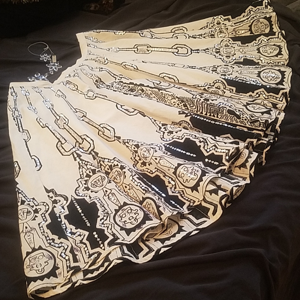 Sequined swing skirt size S